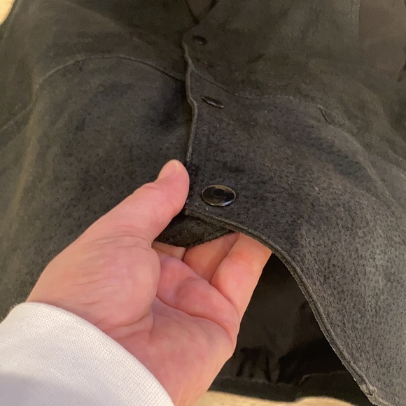 Men’s Authentic NRA Distressed Black Suede Leather Conceal Carry Vest Size M - Picture 8 of 16